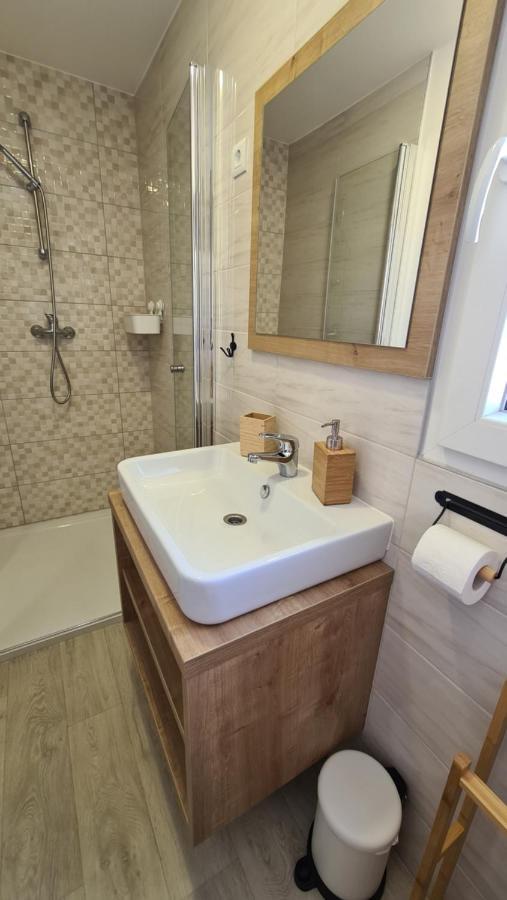 O'Fig Mobile Home Тисно Екстериор снимка